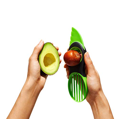 3-in-1 Avocado Slicer - Green