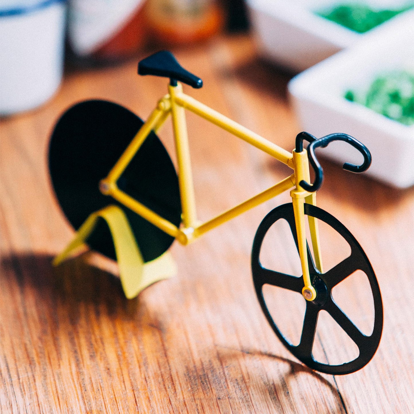 Bicycle Pizza Cutter - Black & Yellow
