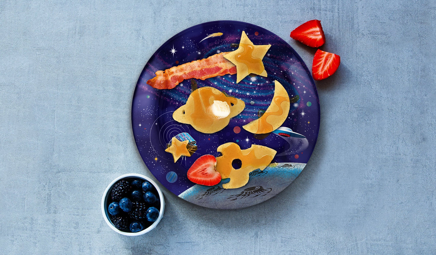 Crack-A-Smile Egg/Pancake Mold and Plate Set