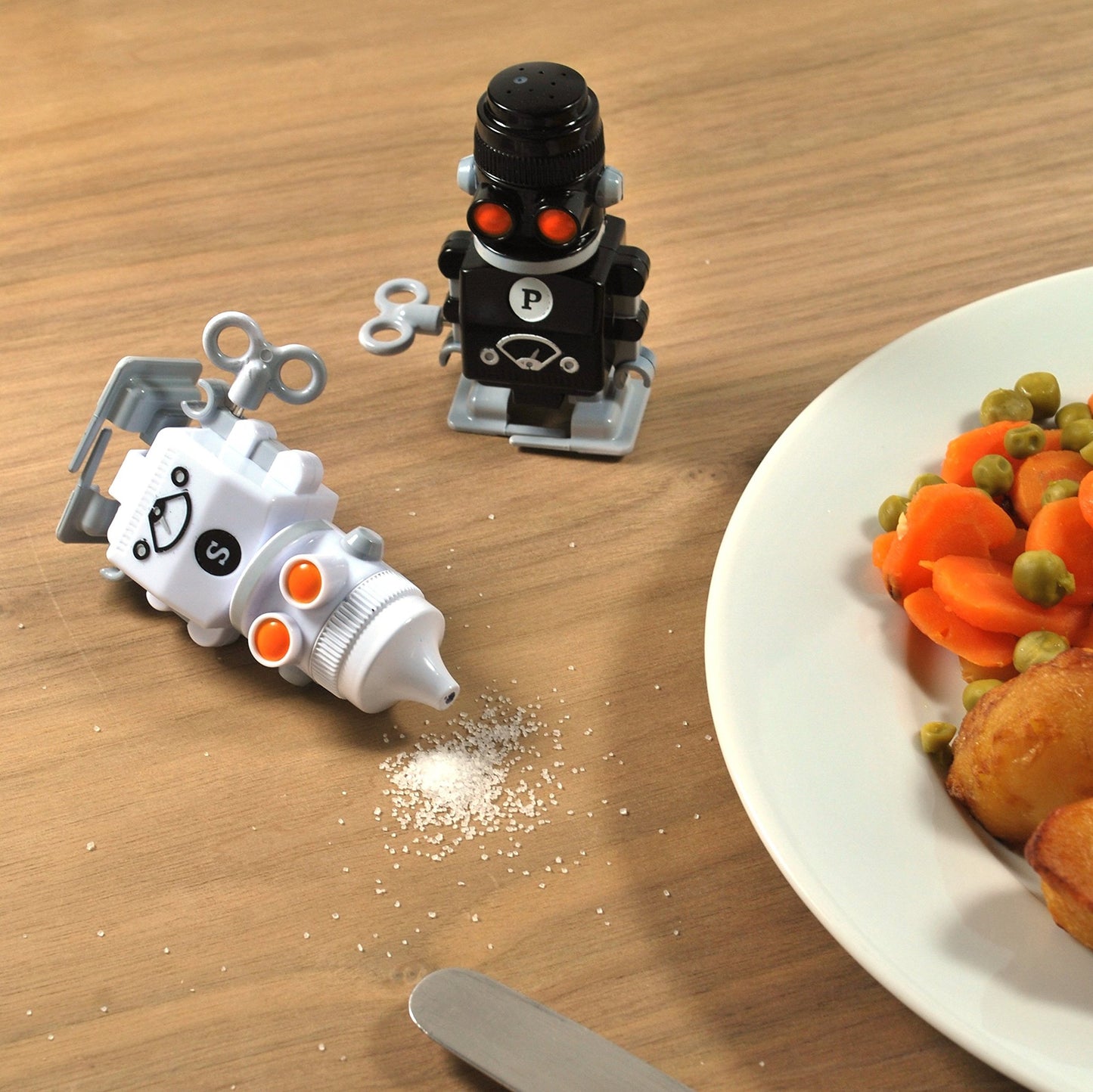 Salt and Pepper Shaker Robots