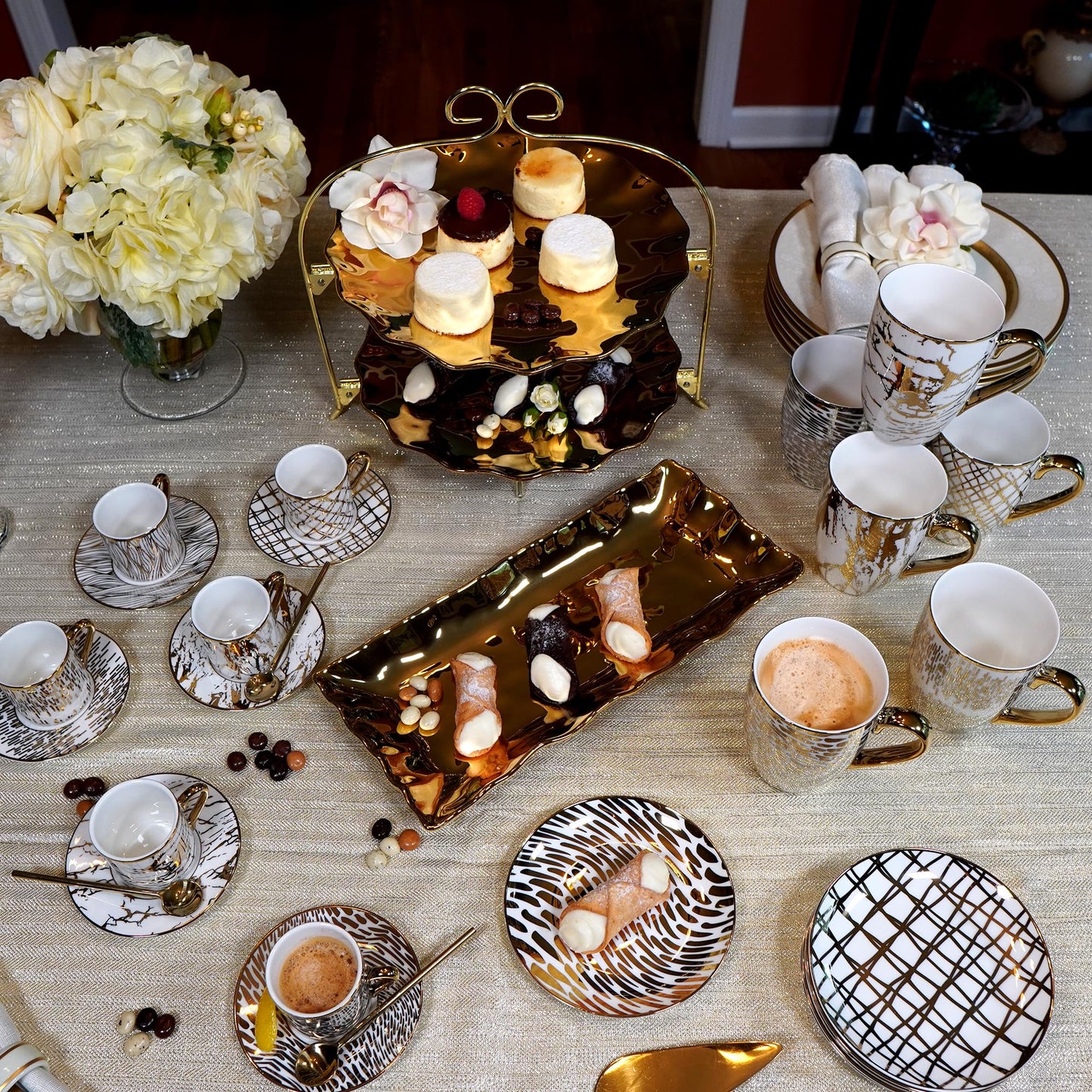 Gold-Accented Porcelain Mug Set