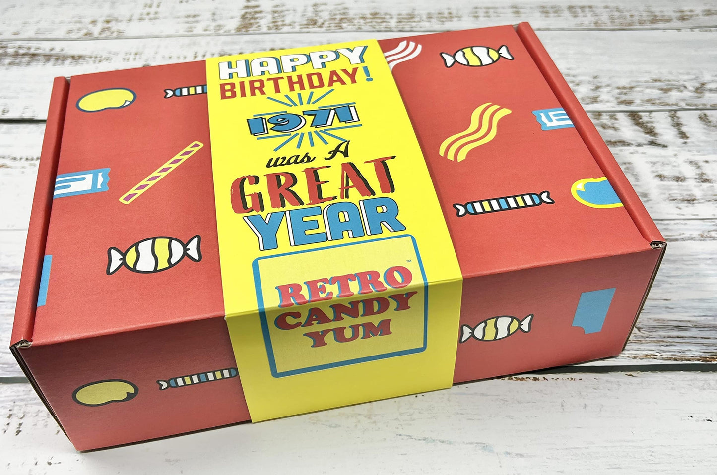 Retro Candy Yum - 1971 53rd Birthday Nostalgic Candy Gift Box